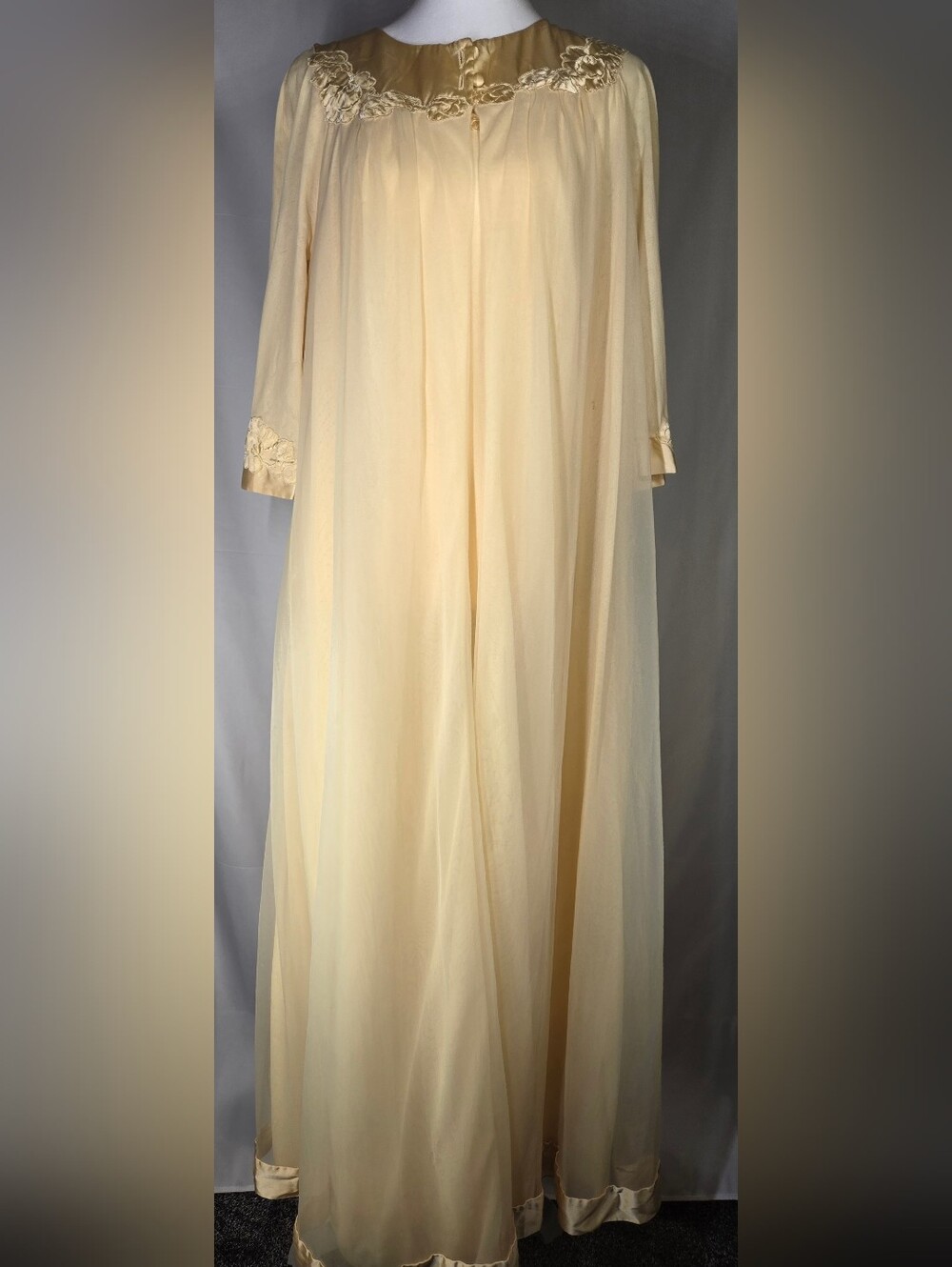 🌟 Vintage 1960s Gossard Artemis Yellow Nightgown & Peignoir Set #1104
